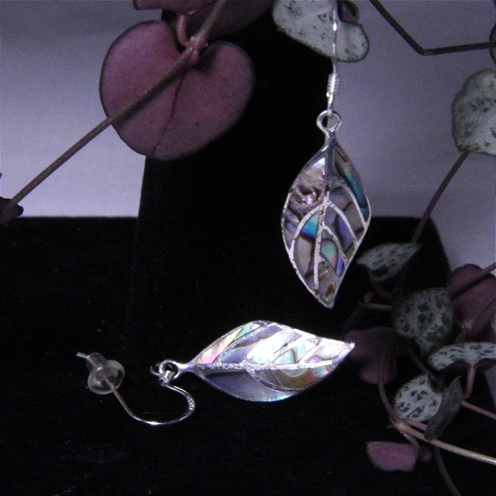 Sterling‎ Silver Abalone Leaf Dangle Earrings 925 Thai Iridescent Paua Shell